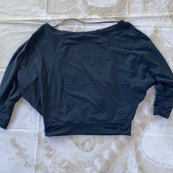 PRANA WOMAN T-SHIRT SHORT WIDE SLEEVES - Picture 6 of 8